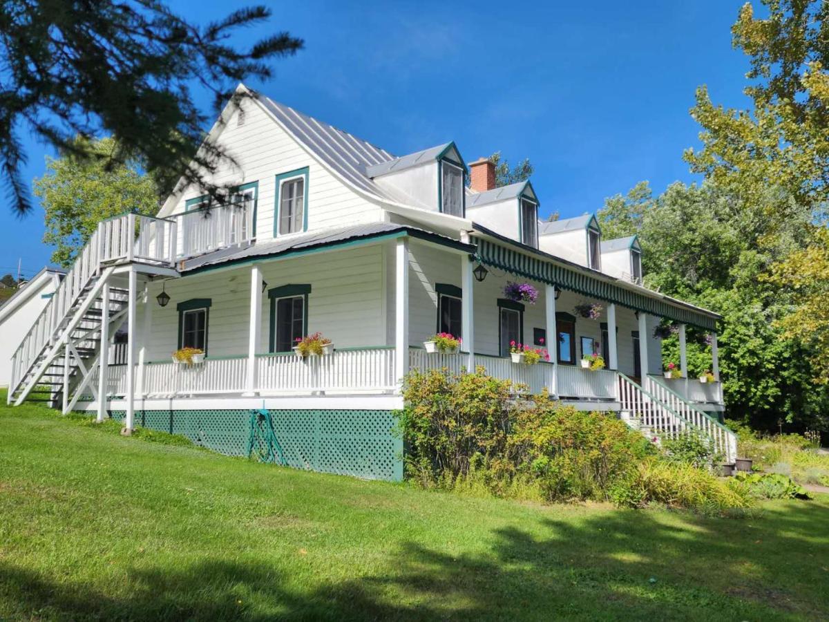 Auberge Des Nuages La Malbaie Exterior foto